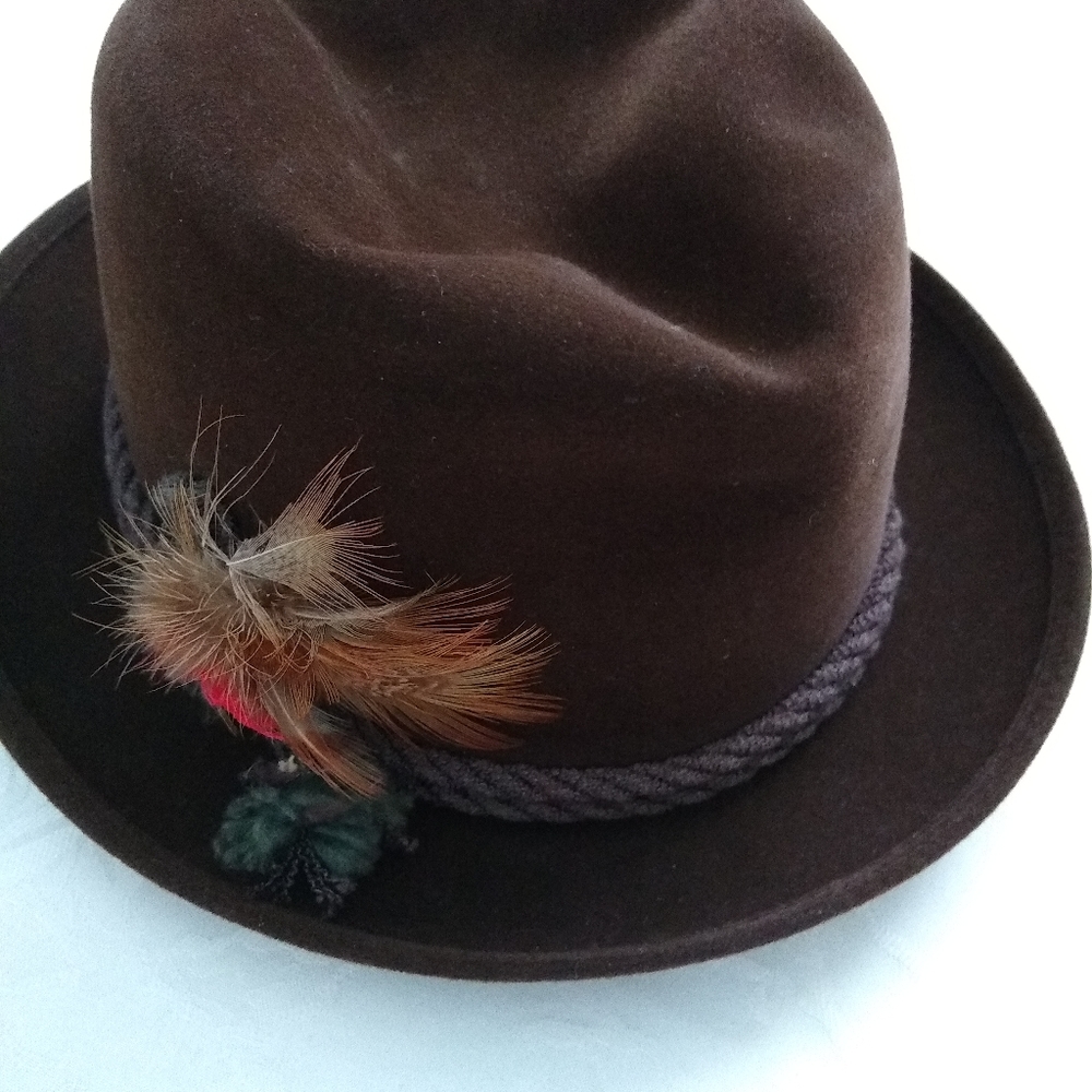 Original Mallory Maurice L Rothschild vintage hat